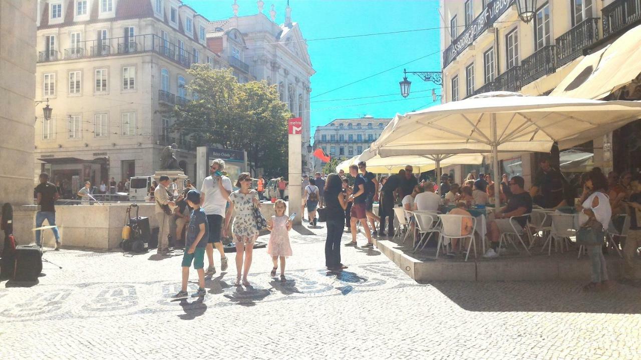 Ritz & Freud Guest House Lisbon Bagian luar foto