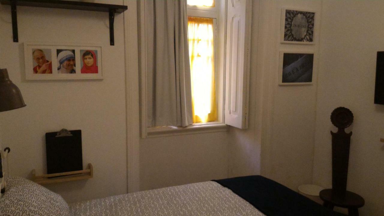 Ritz & Freud Guest House Lisbon Bagian luar foto