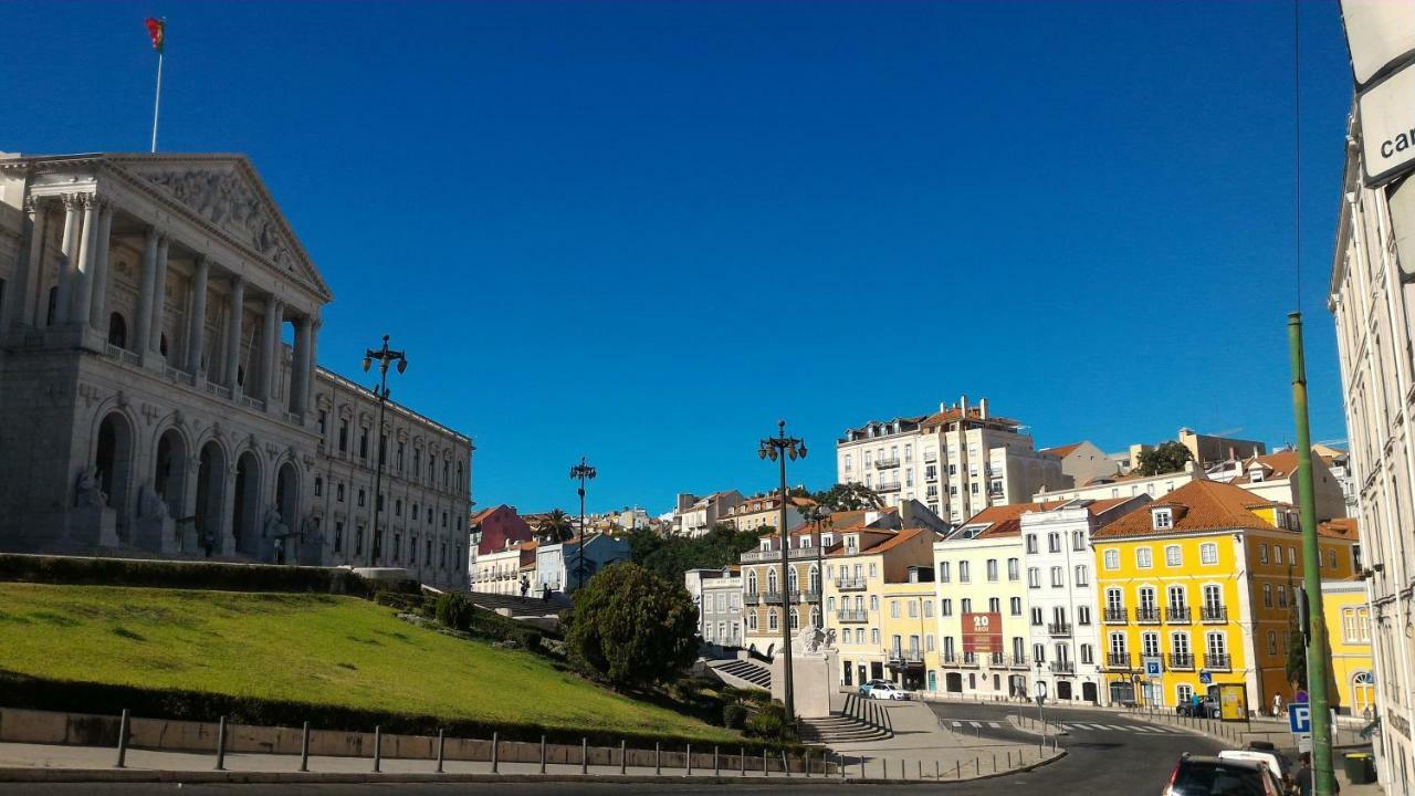 Ritz & Freud Guest House Lisbon Bagian luar foto